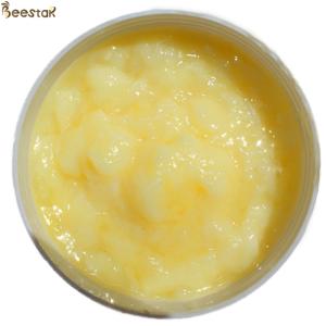 10-HDA Natural Fresh Bee Royal Jelly Light Yellow