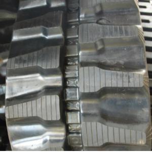 China 38 Links Rubber Skid Steer Loader Tracks Continuous Interchangeable on sale