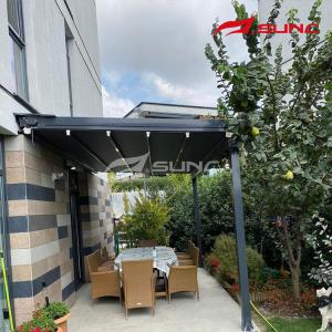Residential PVC Fabric Aluminium Louvered Pergola For Restaurant Balcony