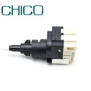 Mechanical Car Brake Light Switch VW Polo Passat 1K2945511 3B0945511A