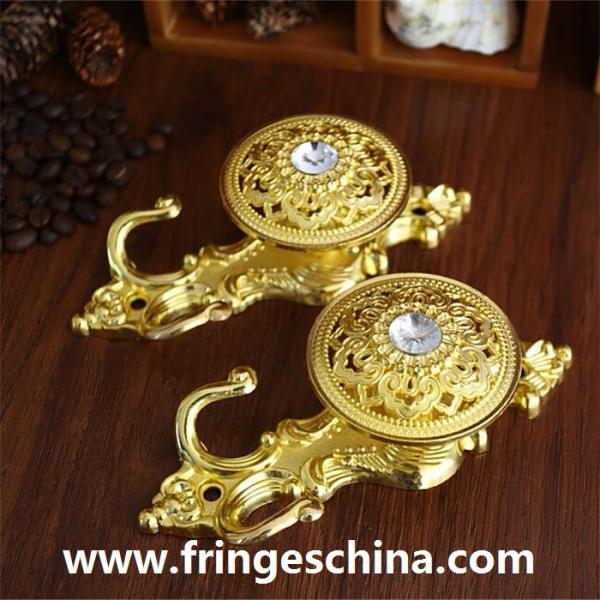 High quality classical customized metal curtain hooks for home decorations