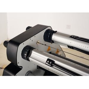 60 inches Wide Laminating Machine Precision High Speed Lamination Machine