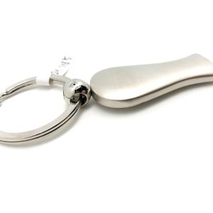 Customizable Bulk Keychains in Siliver with OEM/ODM Available