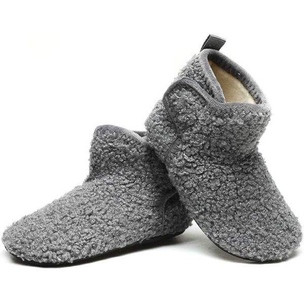 Kids Indoor Slippers Booties with Breathable Faux Fur Lining and Memory Foam