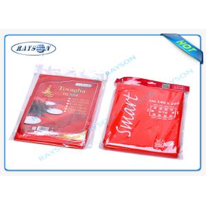 Red Square / Round Disposable Washcloths 100% Virgin Polypropylene