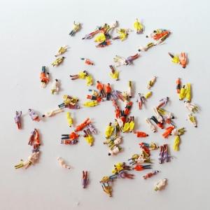 1:150 scale model painted ABS plastic train passenger for model building