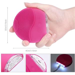 Silicone Vibrating Waterproof Facial Cleansing Face brush Massager with USB