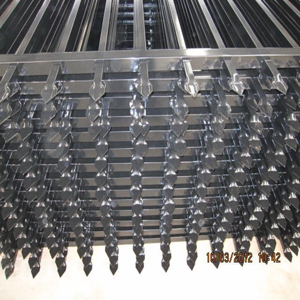 1800mm x 2400mm Hercules Fence/garrison fence / modern fence gate design Black and Blue powder coated