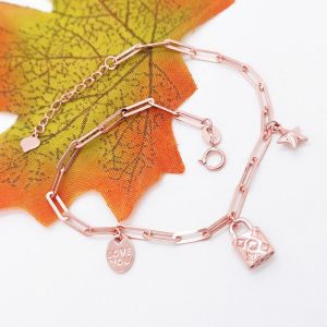 Dainty 18kt Yellow Gold Necklace with Mini Pendant