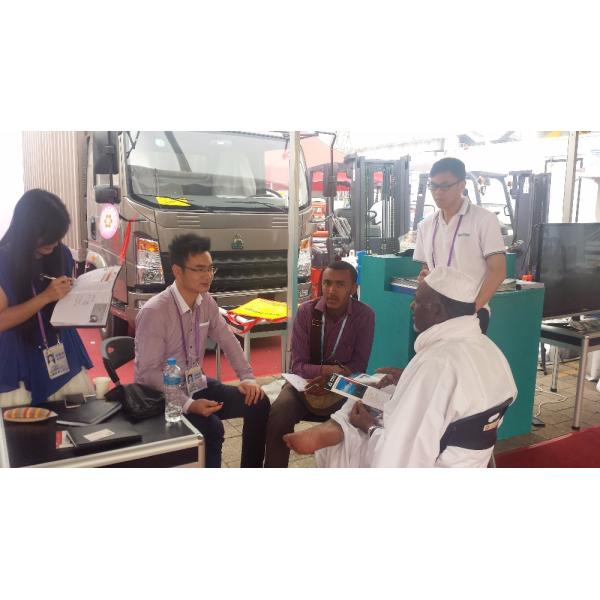 Sinotruk HOWO 6X4 dumper logging timber wood transport truck