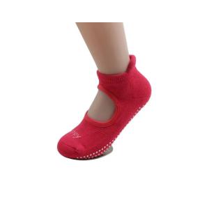 Multi Style Yoga Grip Socks / Terry Design Fuzzy Non Skid Socks For Pilates