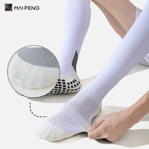 Moisture Wicking Men's Soccer Grip Socks Breathable Anti Slip Performance