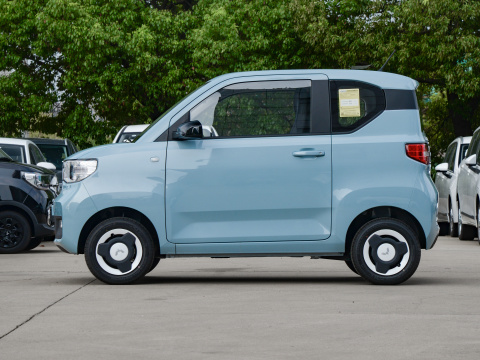 Wuling Hongguang MINIEV 2022 free model lithium iron phosphate new energy vehicle 3 door 4 seat cheaper pure electric used car
