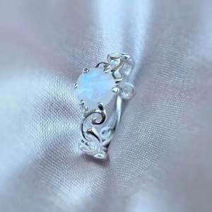 925 Sterling Silver Vine Manufacturer Round Cut Rainbow Moonstone Engagement