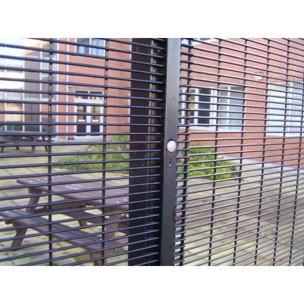 High Security Prison Fencing 358 Security Wire Mesh Fence