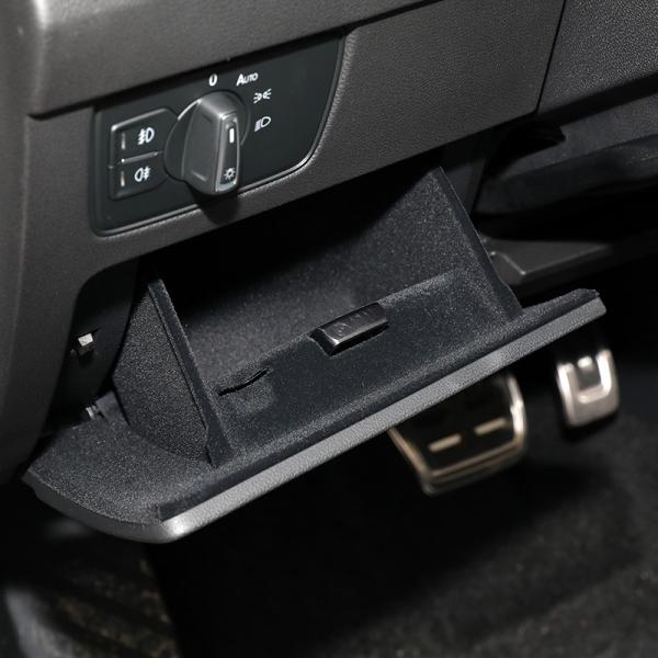 Electric Steering System 4 Doors 5 Seats Sedan 210 km/h Petrol Used Car Volks-wagen Magotan 280TSI Leading Type FWD