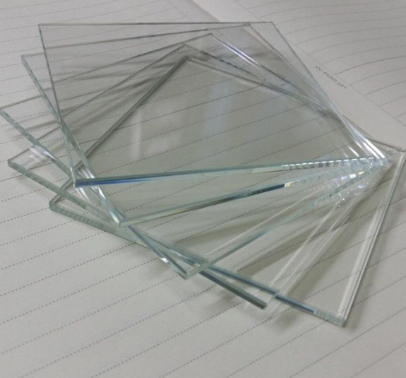 Buy Polished Surface Low Iron Extra Clear Safety Glass A Grade at wholesale prices
