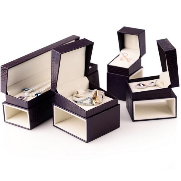 Buy crystal jewelry box for ring-necklace -bracelet at wholesale prices