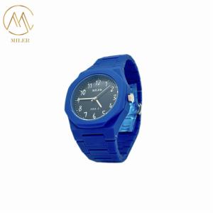 30 Meters Water Resistance and Quartz Movement Quartz Watch