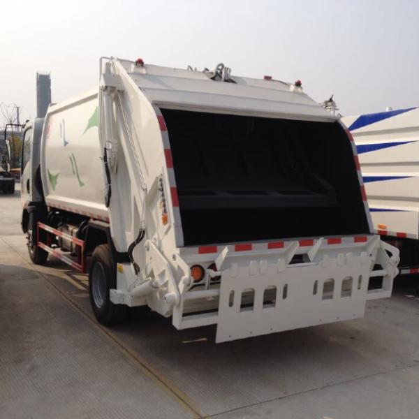 SINOTRUK HOWO 4X2 Compressed Refuse LCV Truck, Light Duty Commercial Vehicle Truck, 6CBM