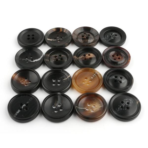 2022 Colorful factory wholesale 4-holes flatback imitated horn resin button