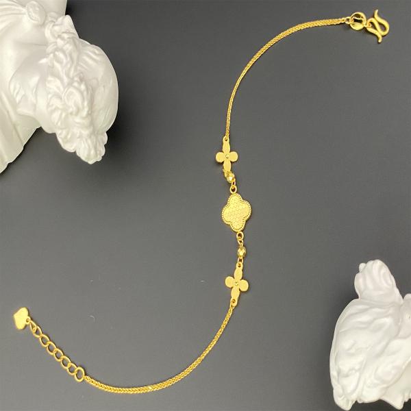 Buy Sparkling Rose Gold Diamond Heart Bracelet at wholesale prices