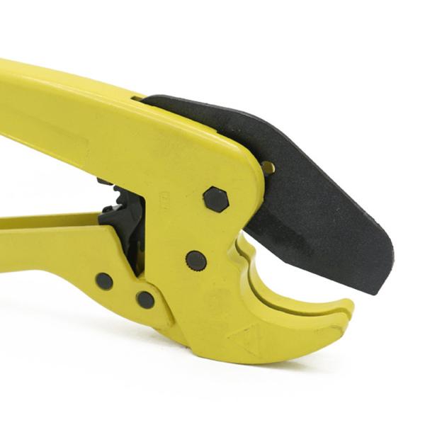 Hand Held Plastic Pipe Cutter With Stainless Steel Blade And Safety Latch