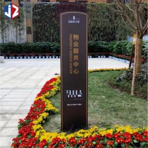 Freestanding Directional Wayfinding Signs High Brightness Pylon Sign Board