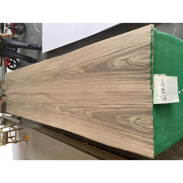Wholesale 640mm*2500mm engineered veneer walnut for furniture/hotel/decoration