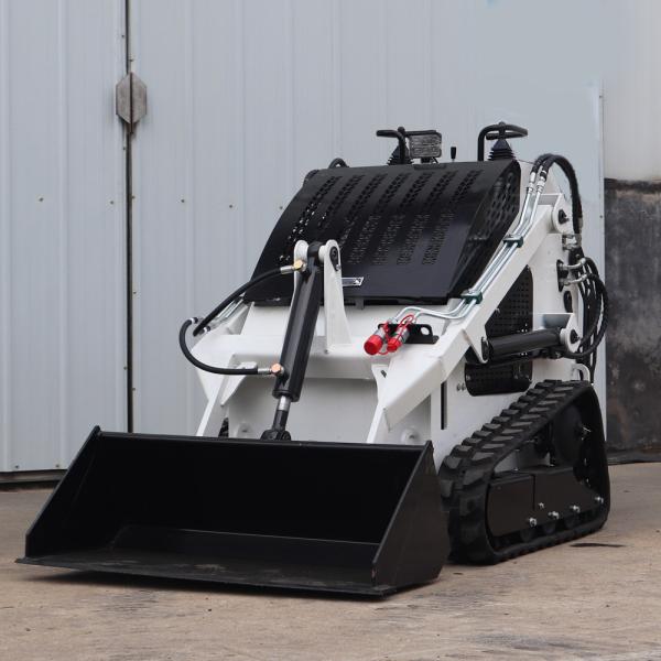 Buy Versatile Diesel Euro 5 Mini Skid Steer Loader With Bucket at wholesale prices