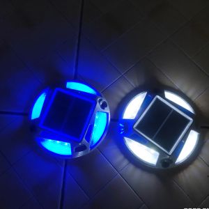 China Warm White Solar Road Stud with 12 LEDs for Traffic Roadway Safety and Driveway Lighting on sale
