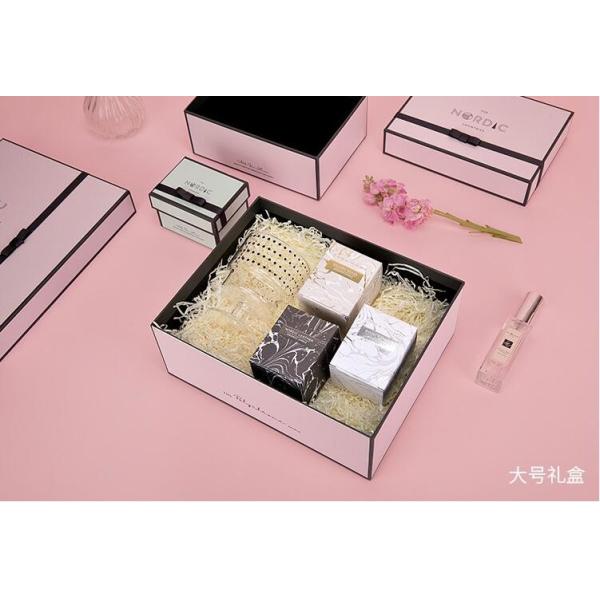 Buy Recyclable Concise Paperboard Cosmetic Packaging Box at wholesale prices