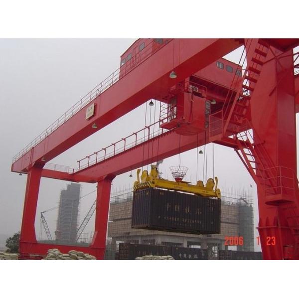 RMG Industrial Rail Mounted Gantry Cranes Electric Trolley Double Girder