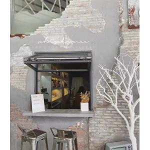 Pro Motorized Folding Window System Featuring Remote Control Operation for