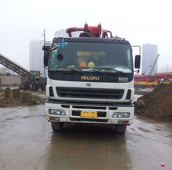 Used 2008 Putzmeister Concrete Pump Truck 42m Spare Parts for International Buyers