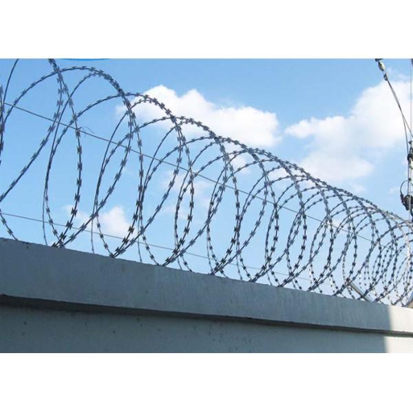 Buy Dia 600mm Bto-22 Anti Piracy Razor Barbed Wire Galvanized at wholesale prices