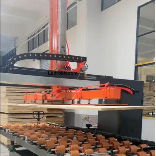 Buy Automated CNC Loading Unloading Wooden Board Cnc Loading And Unloading at wholesale prices
