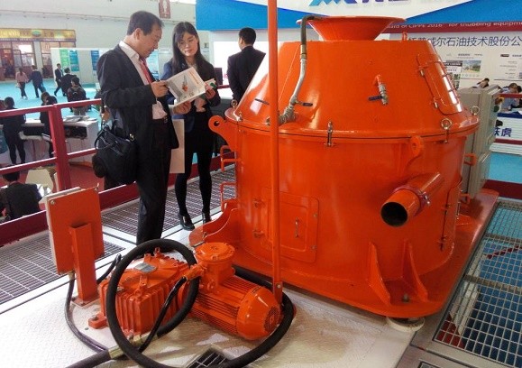 Buy 15kw Stable Operation Vertical Cutting Dryer Sludge Treatment Equipment at wholesale prices