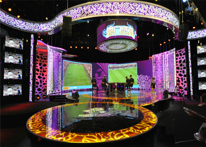 P2.5mm 1R1G1B Indoor Fixed LED Display 600 -800 cd/m² Brightness