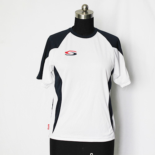 Buy Polyester Round Neck Custom Cricket Jerseys With Smooth Shoulder Line at wholesale prices