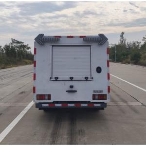 2.2m3 Water Tank Road Maintenance Vehicle Pure Electric 665kg 600kg Loading