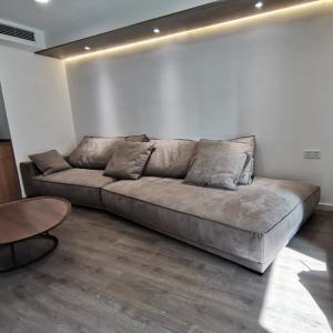 Fabric Leather Corner Sofa Recliner Chesterfield 0.61m Luxury Living Room