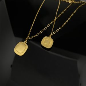 Timeless 18kt Yellow Gold Pendant Necklace