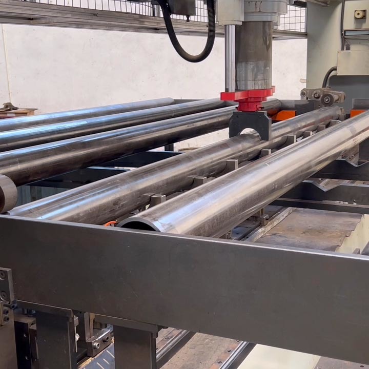 China 30CrMo Seamless Oil Well Drilling Pipe Cold Drawn Steel Drill Rod Tube for Superior Mechanical Properties on sale