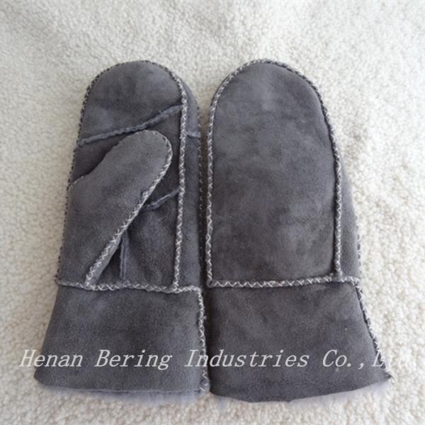 Wholesale Economic Soft Hand Sewn Double Stitching Real Lamb fur Patched Shearling Sheep Skin Cheap Winter Leather Mitten Gloves
