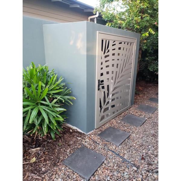 OEM Black Sliding Aluminum Fence Gate Fireproof And Weather Resistant