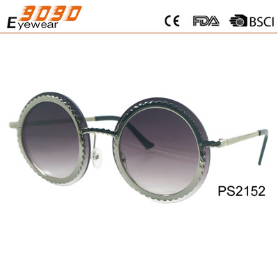 Buy Newest Style 2018 plastic Fashionable round Sunglasses ,UV 400 Protection Lens at wholesale prices