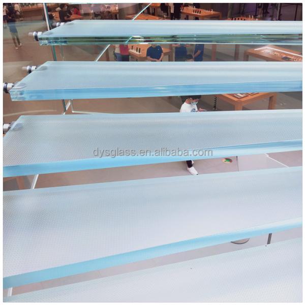 High Quality Anti slip Low Iron Toughened Laminated Glass Customized Size Non-slip Multi Layer Tempered Stairs Glass