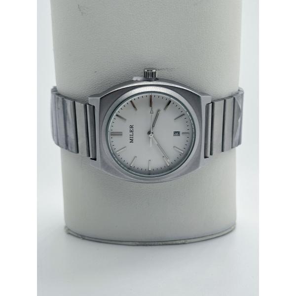 Aqua Resistant Quartz Stainless Steel Men Watch With Analog Display And Luminous Hands