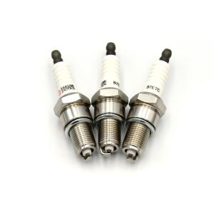 High Quality Spark Plug B7ETC Denso W22ESR-U 3098 Standard Replaces 067700-2351